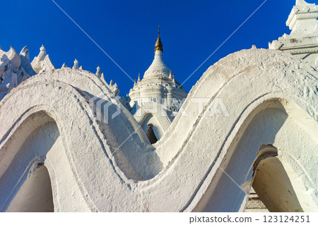 Hsinbyume(Myatheind an) pagoda, Mingun, Mandalay, Myanmar Hsinbyume(Myatheind an) pagoda, Mingun, Mandalay, Myanmar 123124251