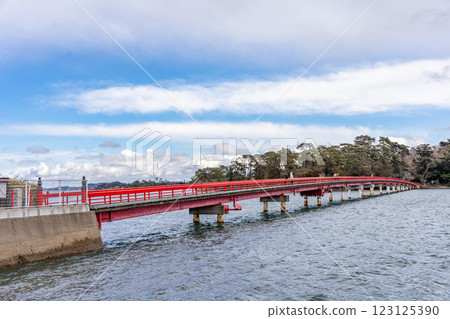 福浦橋，祈求好緣的橋，日本三景之一的松島。 123125390