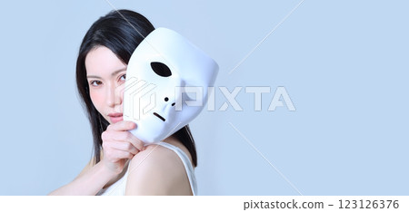 帶面具的女人美女形象 123126376