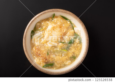 炸豆腐、九條蔥、蛋醬 123126538