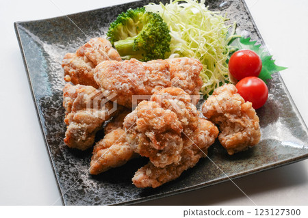  Deep-fried chicken 123127300