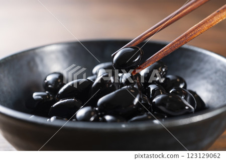 燉黑豆 燉黑豆 123129062