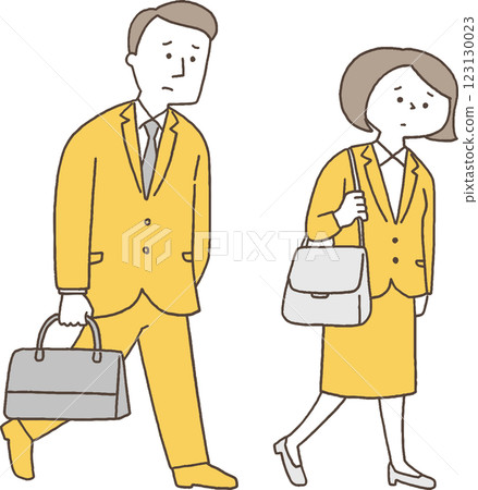 Monochrome of male and female office workers walking slowly 123130023