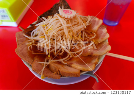 豆芽燒肉麵 123130117