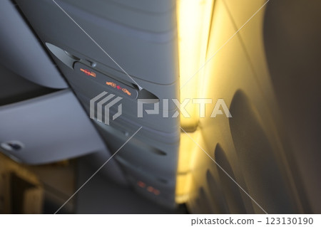 安全帶指示燈 123130190