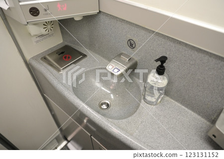客機衛生間 123131152