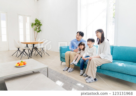 家庭形象 123131968