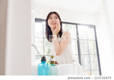 女性美女美女形象 女性美女美女形象 123132675