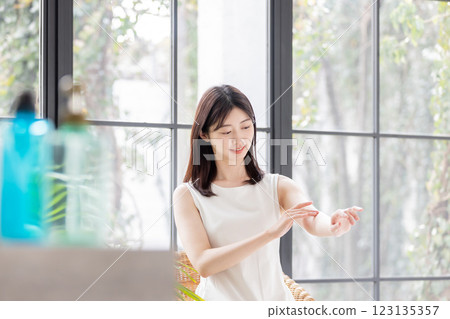 少婦，美人像』 123135357