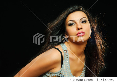 girl on black 123138869