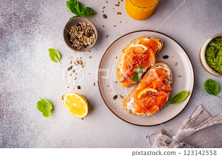 Sandwich with cream cheese and salmon 123142558
