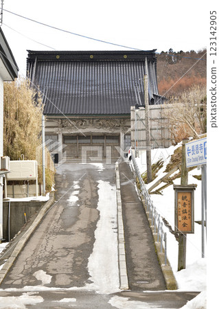 冬季拍攝北海道乙部永壽山長德寺院內景 123142905