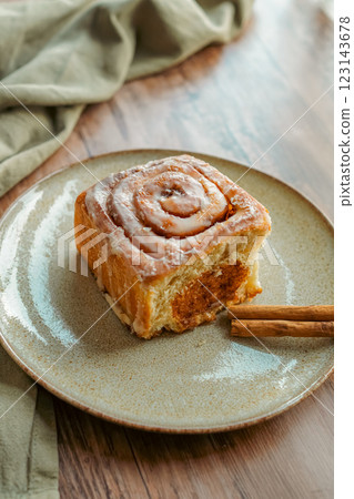 Cinnamon rolls on a wooden table 123143678