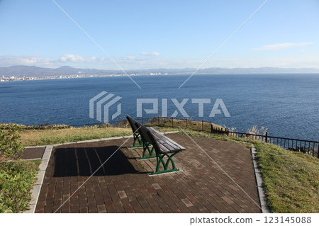 立松岬的長椅風景_函館 123145088
