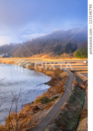 Morning view of the riverside [Azumino] 123146740