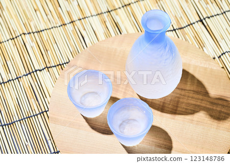 日本酒的形象：夏天、冷酒 123148786