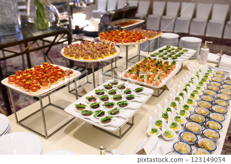 buffet  for  break 123149054