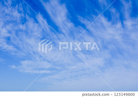 Bright Blue Sky with Wispy White Cirrus Clouds textures background sky  123149800
