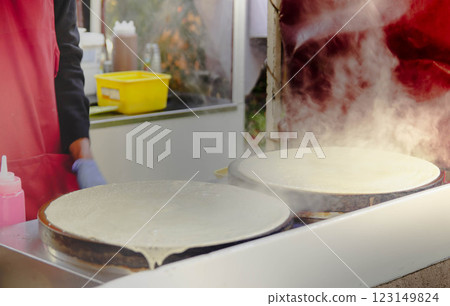 Street Food Pancake Perfection Tasty ,sweet delicious Being Prepared Live 123149824