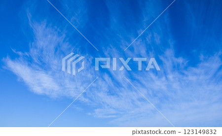 Clear Blue Sky with Thin White Cirrus Clouds Background, perffect backgound texture 123149832