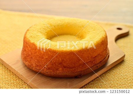 Soft egg chiffon cake 123150012