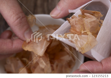 The process of making young bamboo shoots The process of making young bamboo shoots 123155213