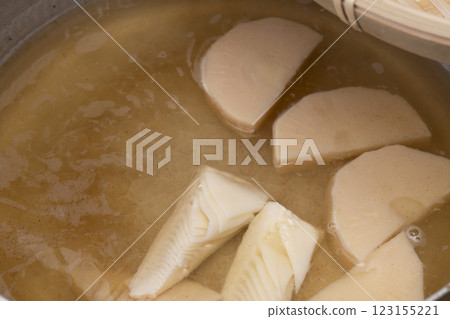 製作幼筍的過程 製作幼筍的過程 123155221