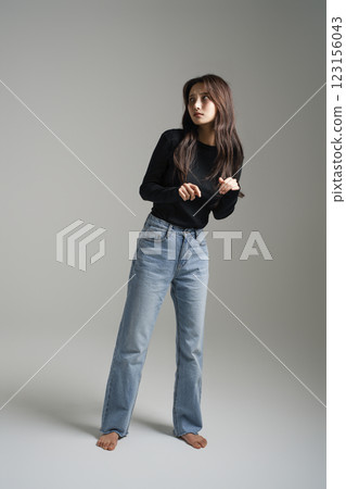 A woman in her 20s avoiding people due to depression 123156043