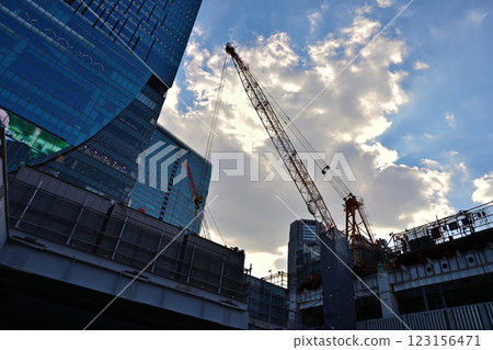 市內車站大樓的重建工程 123156471