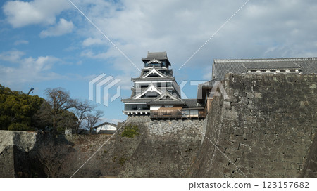 the exterior of Kumamoto Castle, The castle keep is a concrete reconstruction built in 1960,but some ancillary wooden buildings remain of original castle 123157682