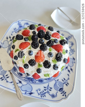 I made a berry cake 123158426
