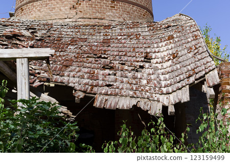 Close-up view of an old smelter called Mala dohoda. A place where lime was made from limestone. Technical monument. Ostrov u Macochy village, South Moravia, Czech Republic. 123159499