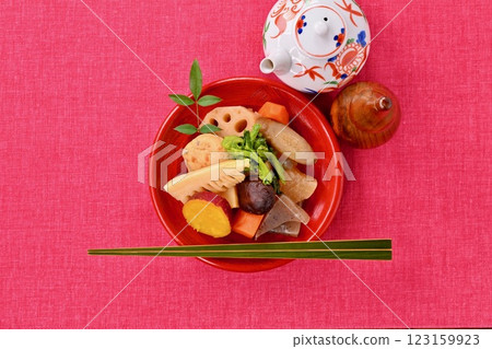 Boiled vegetables, bamboo shoots, rape blossoms, lotus root, shiitake mushrooms, carrots, burdock, radish, konnyaku, ganmodoki, and simmered dishes. Boiled vegetables, bamboo shoots, rape blossoms, lotus root, shiitake mushrooms, carrots, burdock, radish, konnyaku, ganmodoki, and simmered dishes. 123159923