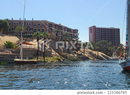 Agatha Christie's "Cataract Hotel" 123160785