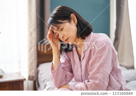 A woman having a gloomy morning 123160884