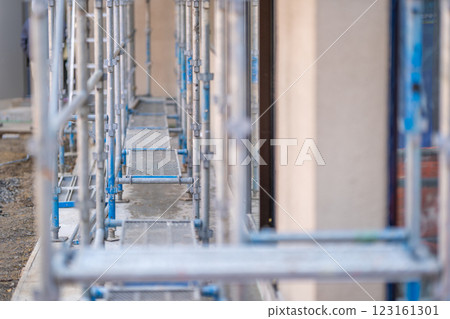 工地、楔形鷹架、自行車 123161301