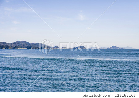 從鳥羽灣的遊覽船上眺望利志島、伊勢灣、伊良湖 從鳥羽灣的遊覽船上眺望利志島、伊勢灣、伊良湖 123162165