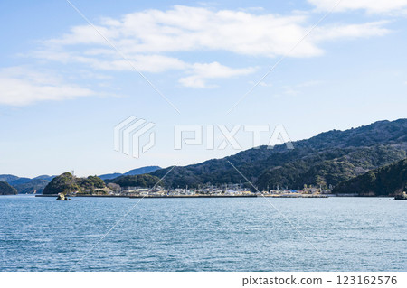 View of Toshijima Island and Momotori Town from a sightseeing boat on Toba Bay View of Toshijima Island and Momotori Town from a sightseeing boat on Toba Bay 123162576