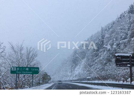 東海北陸高速公路 有雪 123163387