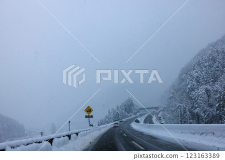 東海北陸高速公路 有雪 東海北陸高速公路 有雪 123163389