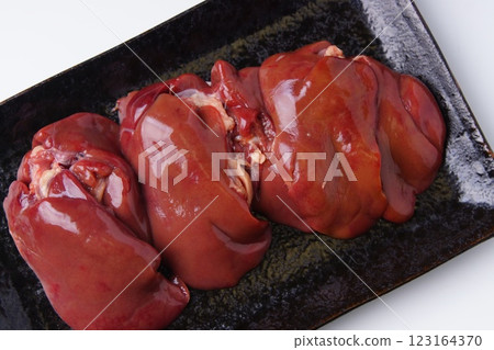 生雞肝 123164370