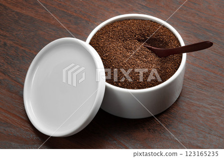Drip ground coffee beans 123165235