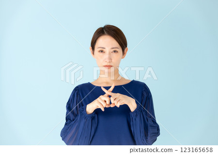 Woman casual portrait cross 123165658