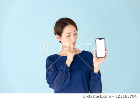 女人，休閒，肖像，智慧型手機，煩惱 123165704