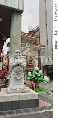 南京町的象徵-布袋和長安門 南京町的象徵-布袋和長安門 123165822