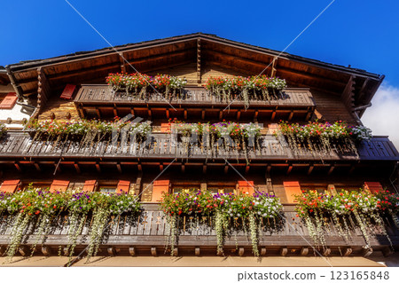 Houses in Zermatt alpine village, Switzerland Houses in Zermatt alpine village, Switzerland 123165848