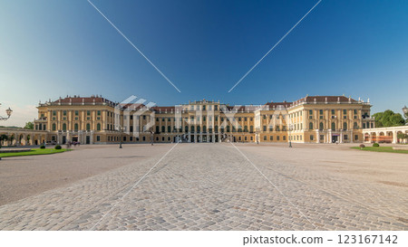 Beautiful view of famous Schonbrunn Palace timelapse hyperlapse with Great Parterre garden in Vienna, Austria 123167142
