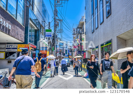 東京世田谷區共同車站的都市景觀 123170546
