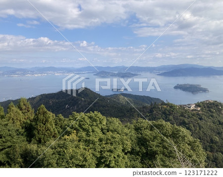 從宮島彌山山頂眺望瀨戶內海 123171222