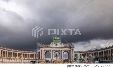 Timelapse of the Cinquantenaire Arcade in Parc du Cinquantenaire, Brussels, Belgium. Timelapse of the Cinquantenaire Arcade in Parc du Cinquantenaire, Brussels, Belgium. 123172856